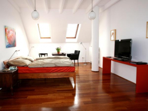  Apartment Medienhafen 46 sqm and 80 sqm  Дюссельдорф